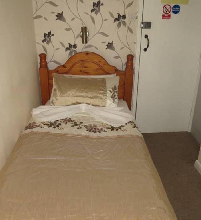 Single Room 3