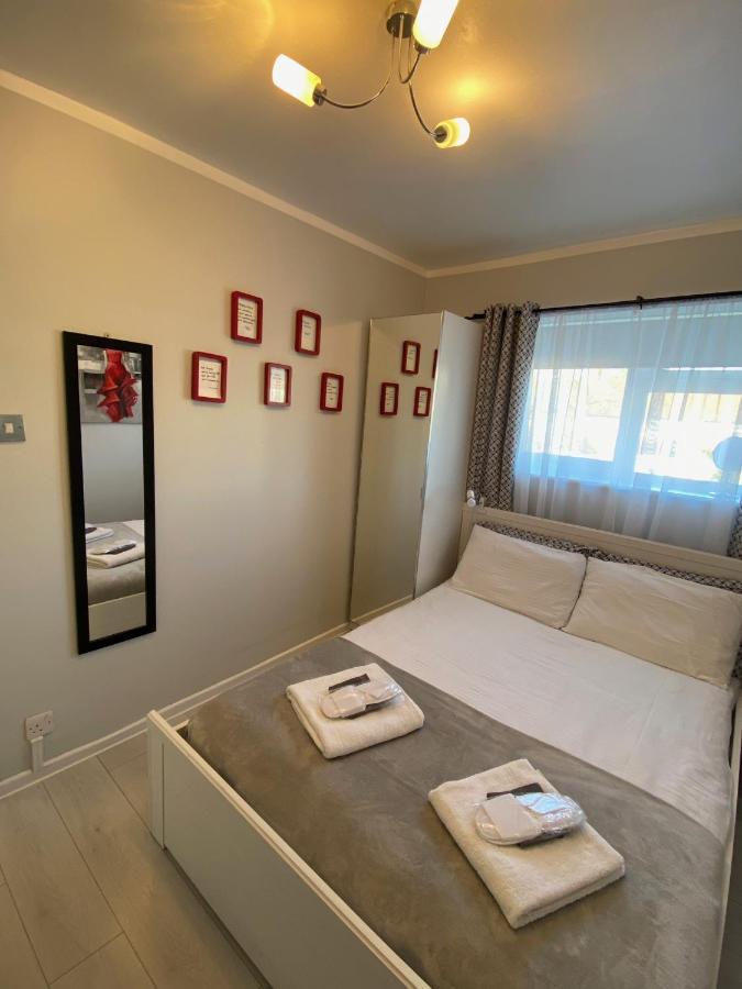 Double Room Private External Bathroom