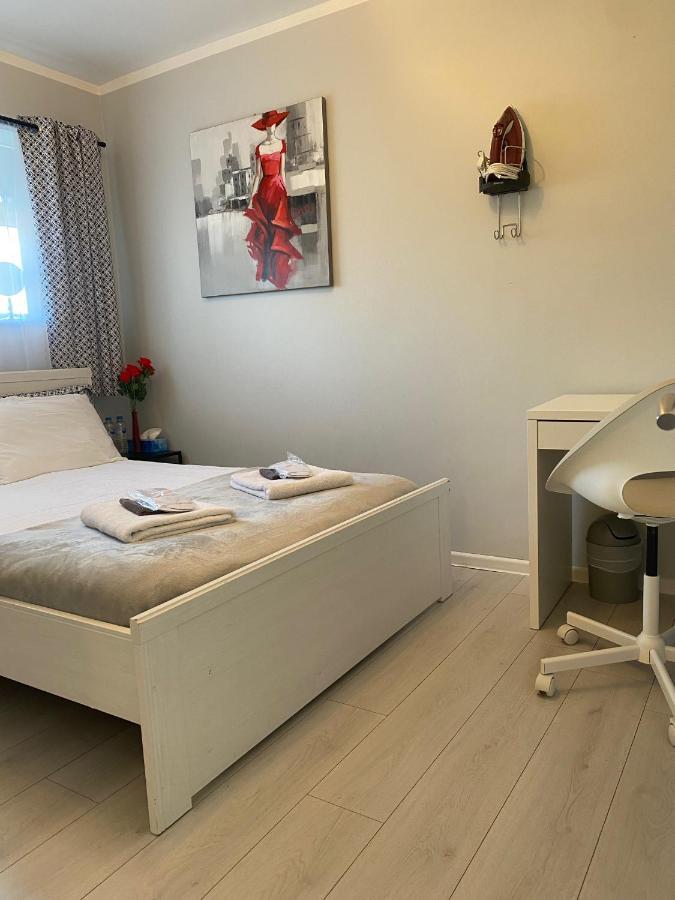 Double Room Private External Bathroom