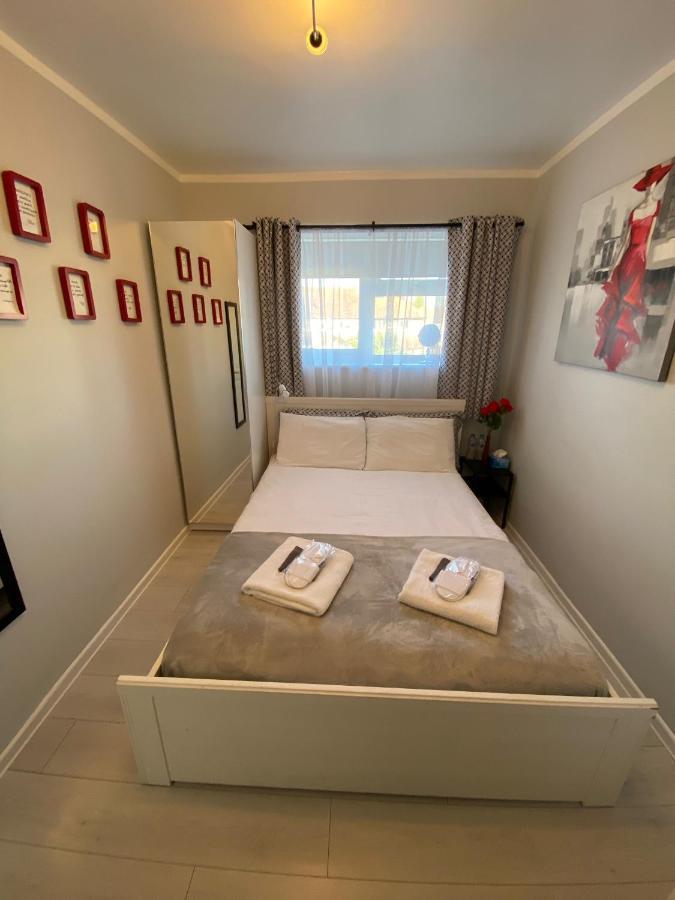 Double Room Private External Bathroom