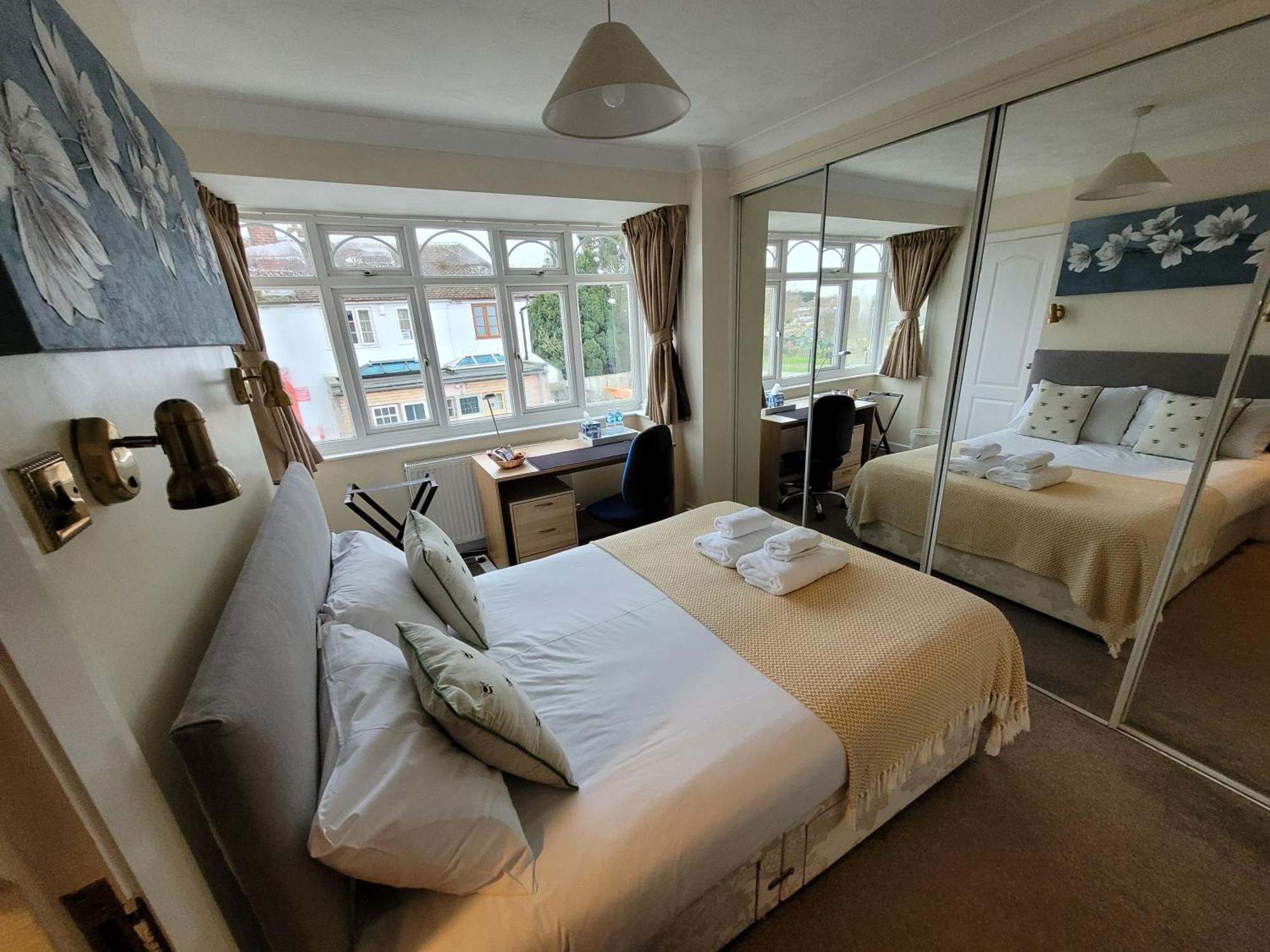 Double Room,1662407560:JPEG