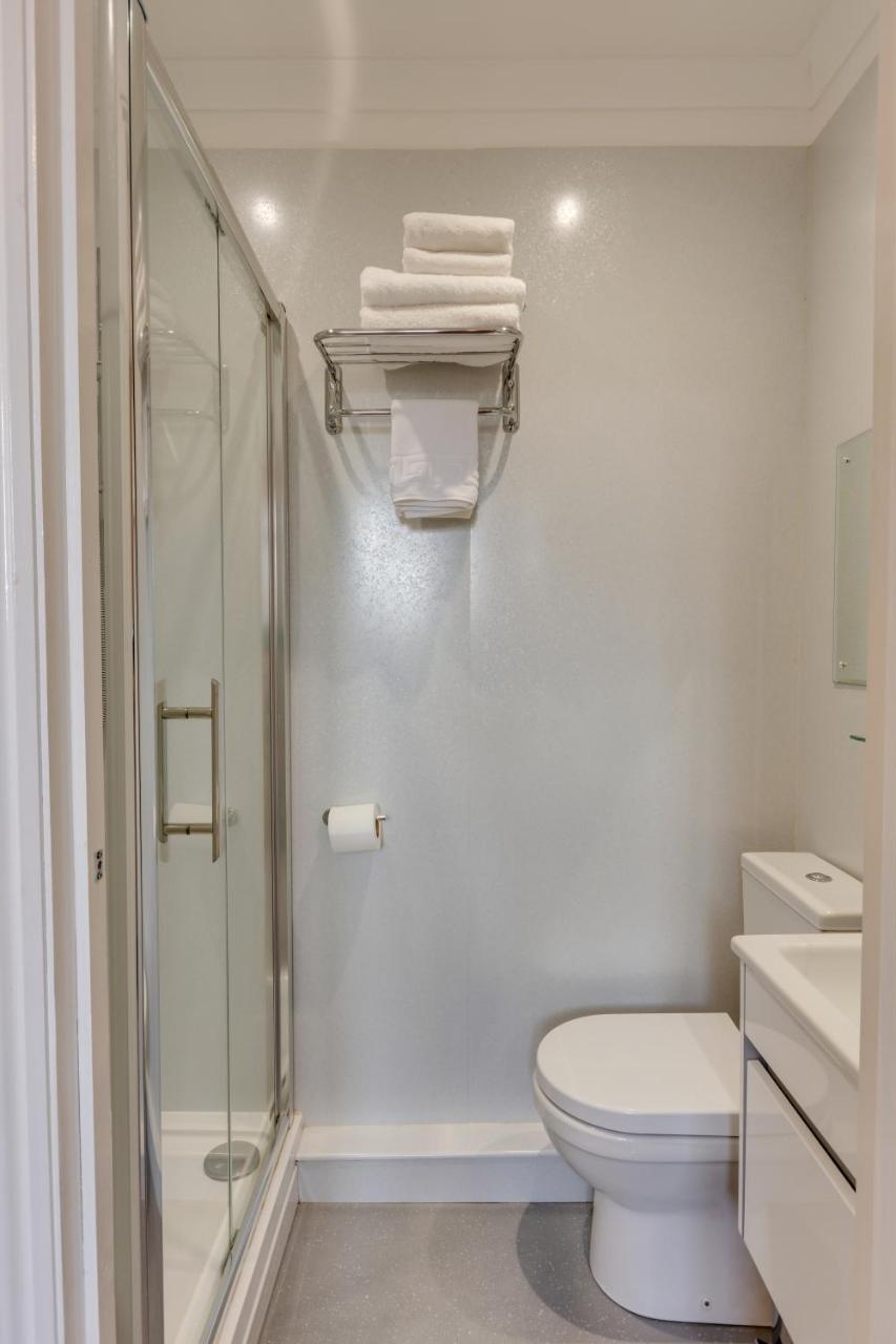 Triple Room,776436685:JPEG