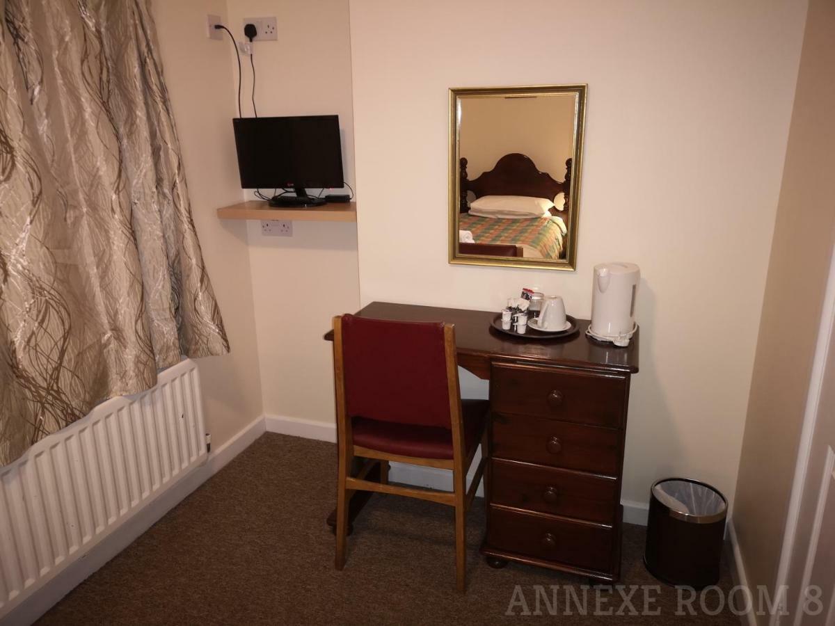 Single Room Ensuite Bathroom Annexe