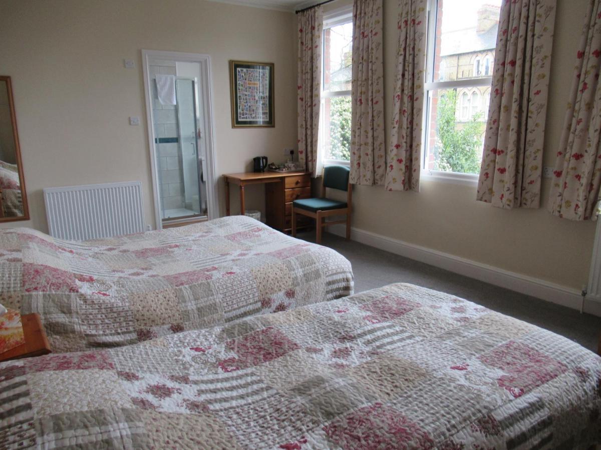 Large Twin Room