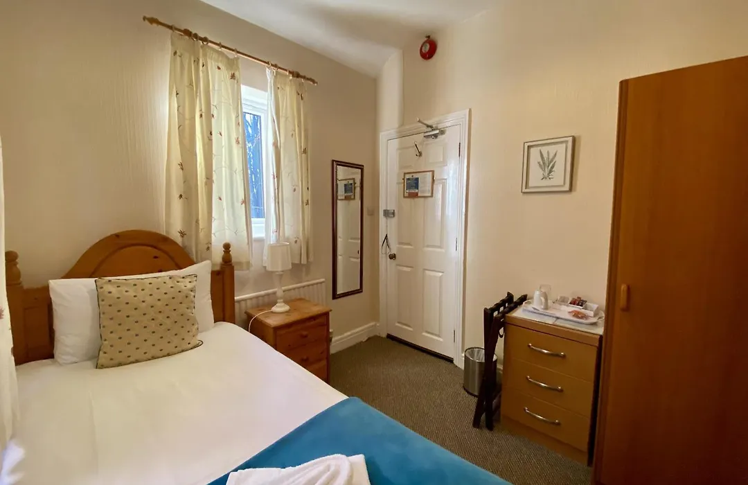 Pickwicks Guest House-1